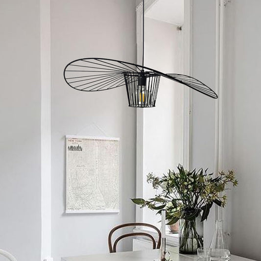 Suspension Design Filaire – Métal Noir Élégant
