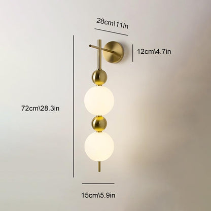 Applique Murale Triple Globe – Laiton & Verre Opale