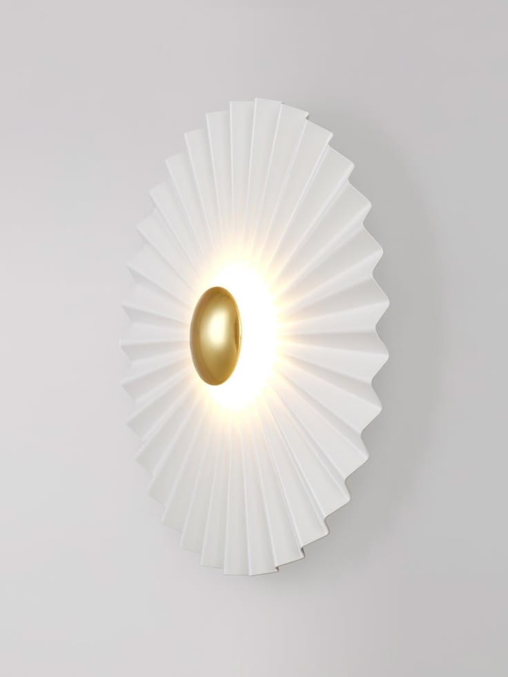Appliqué Murale Ronde "Soleil Plissé" - Sun Fan Wall Light