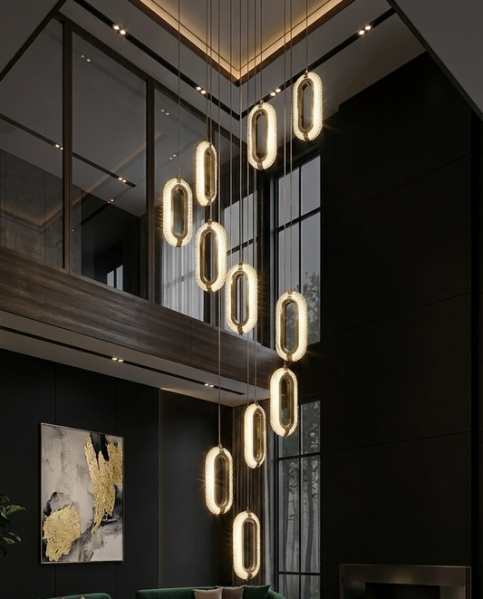Lustre Cascade Moderne – Anneaux Dorés Suspendus