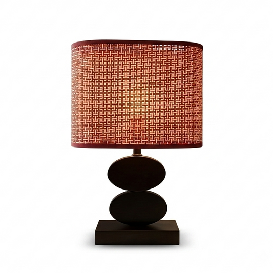 Lampe de table moderne à base géométrique et abat-jour en tissu décoratif