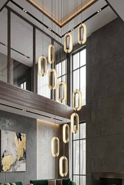 Lustre Cascade Moderne – Anneaux Dorés Suspendus