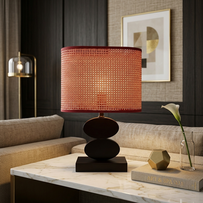 Lampe de table moderne à base géométrique et abat-jour en tissu décoratif
